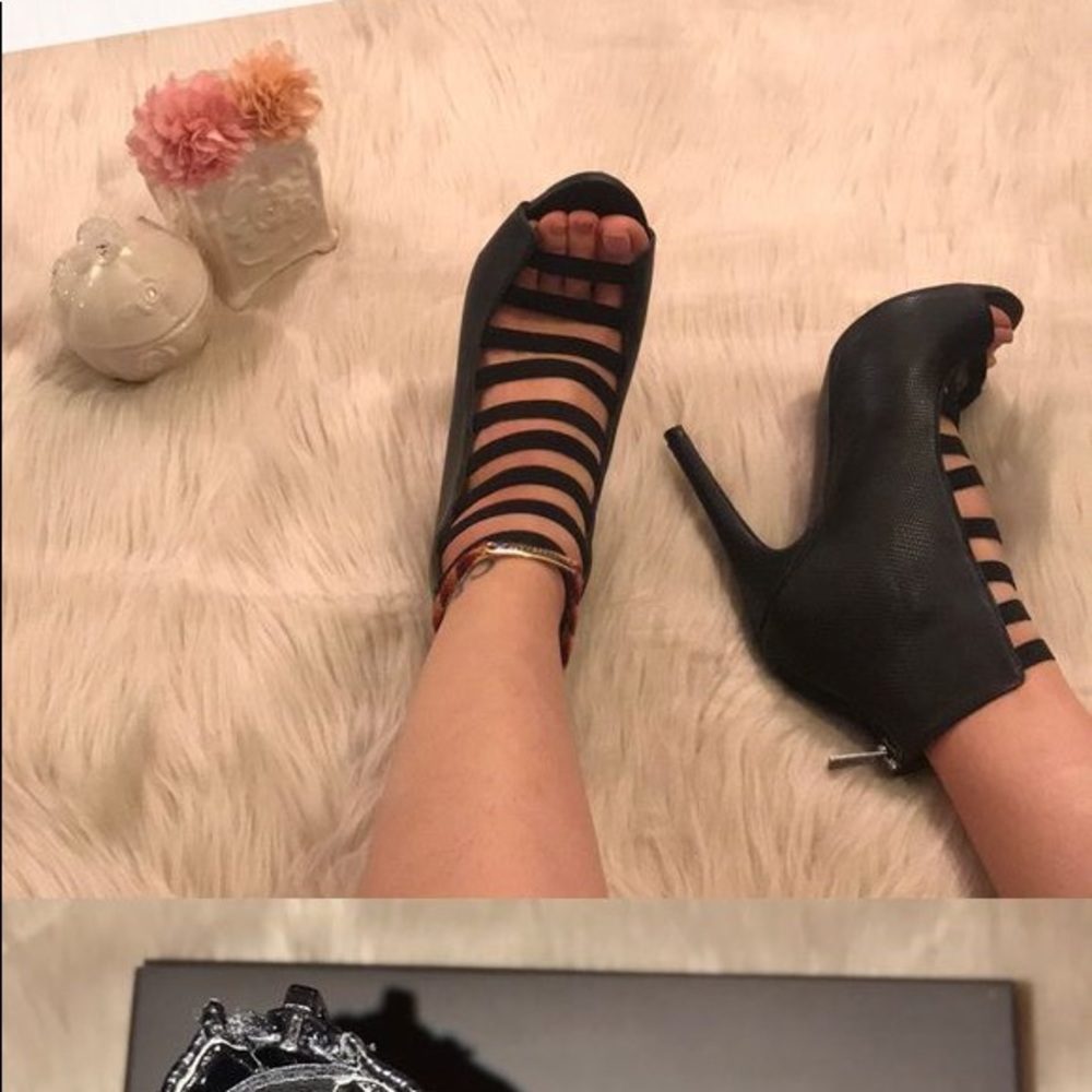 ISO-STEVE MADDEN STORI HEEL